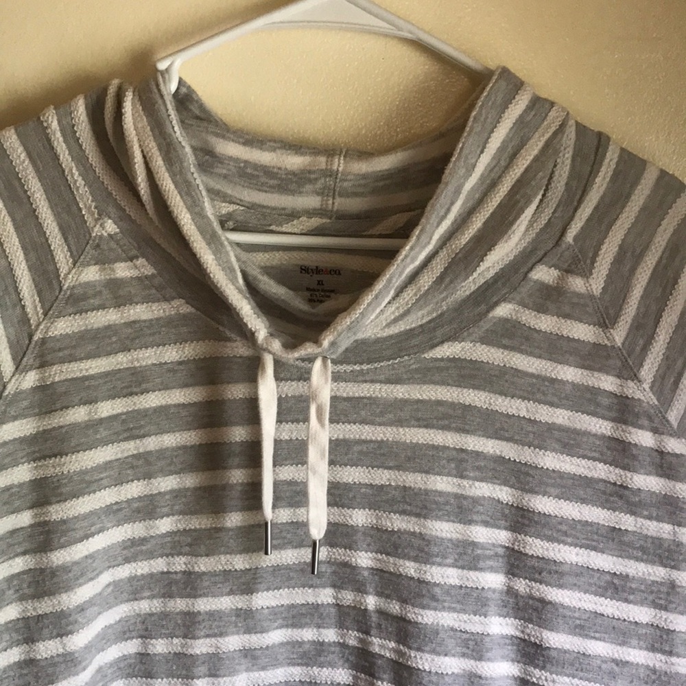 Style & Co. Lightweight Sweatshirt - Picture 4 of 7